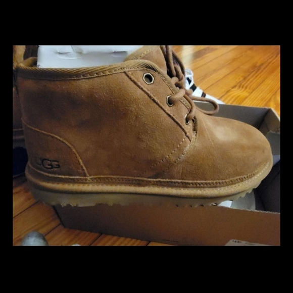 Ugg boots - Picture 2 of 3